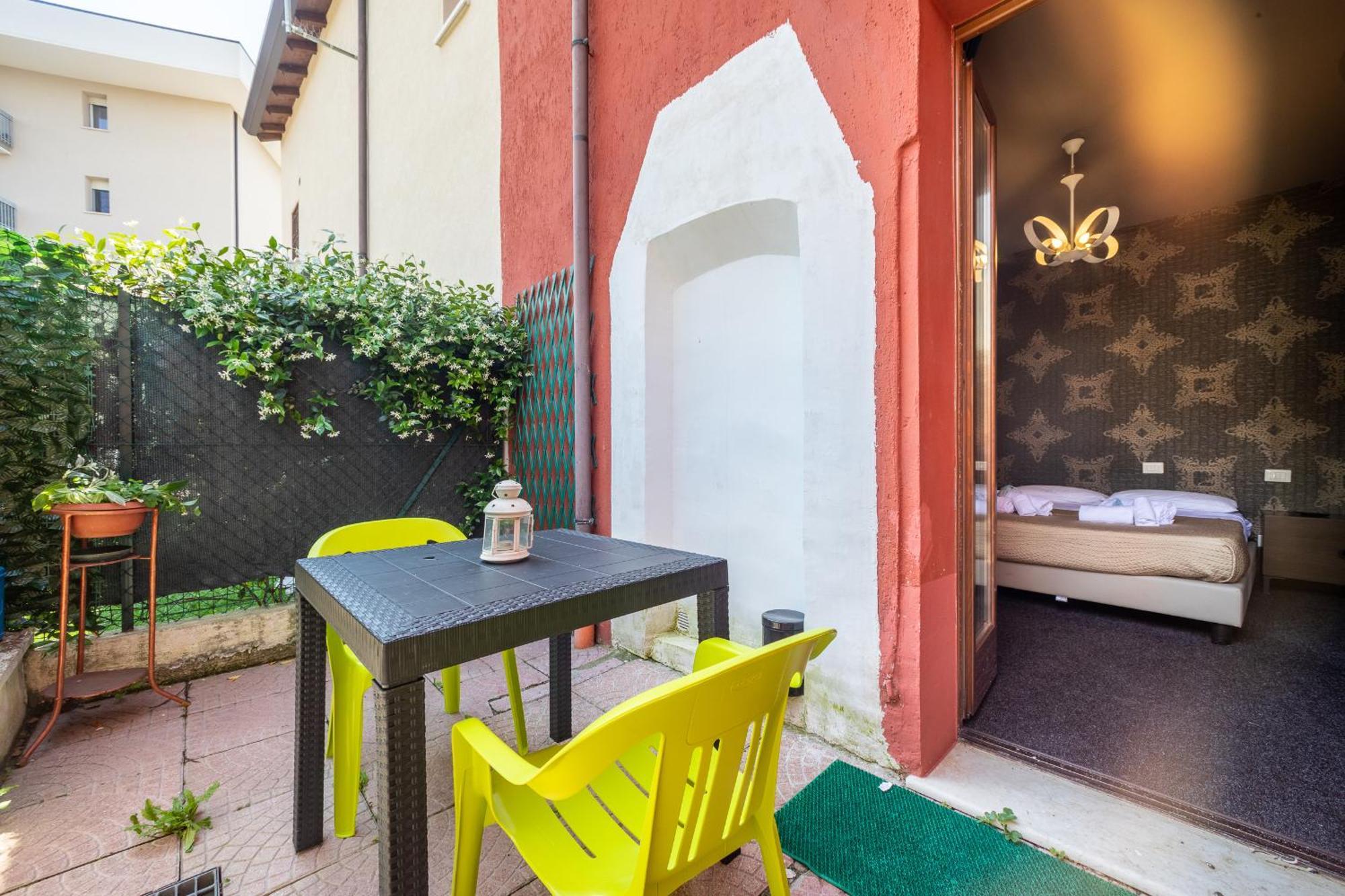 Italstay - Nuova Residenza Romeo - Affittacamere Верона Екстер'єр фото